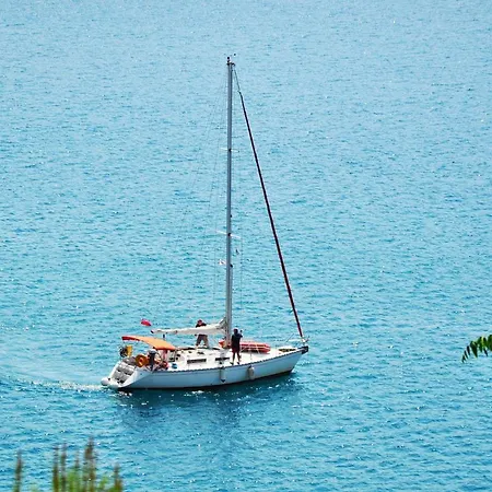Deluxe Santorini Sunset Santorini 1 Bedroom Outdoor Jacuzzi Villa *