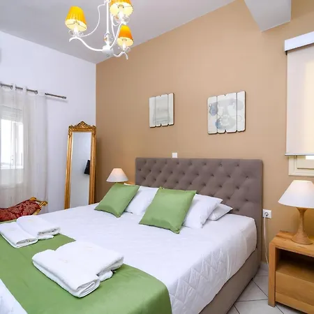 Deluxe Santorini Sunset Santorini 1 Bedroom Outdoor Jacuzzi Beautiful Views Villa