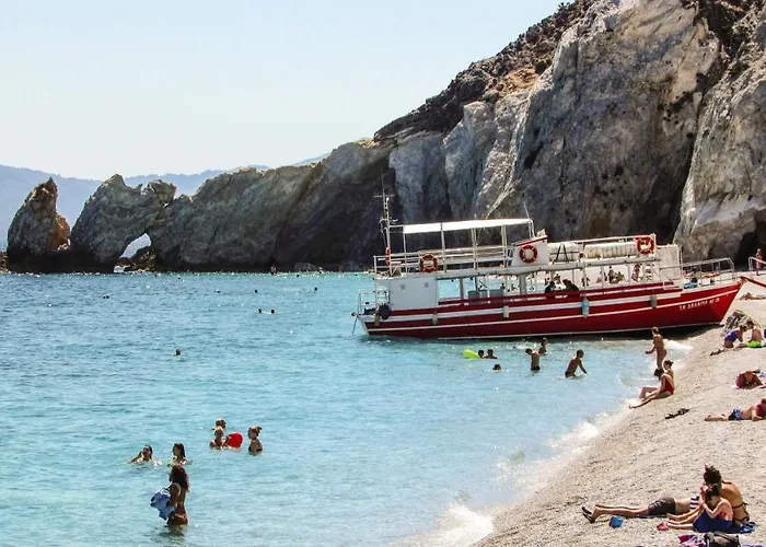 Deluxe Santorini Sunset Santorini 1 Bedroom Outdoor Jacuzzi Fira (Santorini)